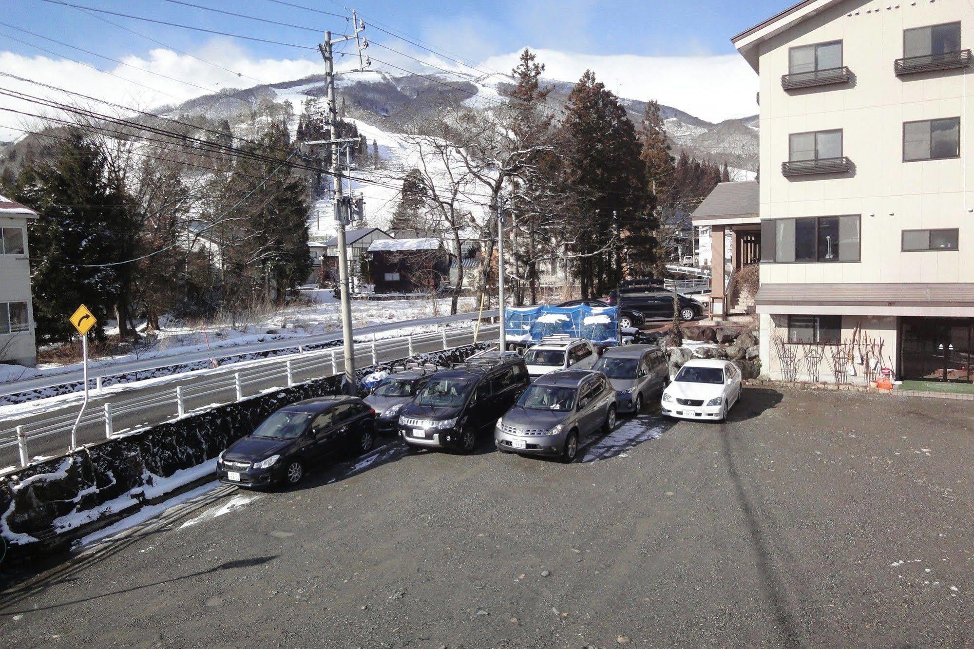 Hakuba Glad Inn Ebisuya Eksteriør billede